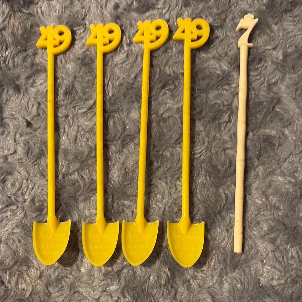 Seagram’s Golden 49ers drink stirrers Vintage